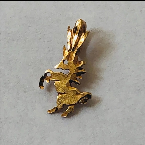 Jewelry - 🍁Final Price! 14K Gold Dainty Unicorn Pendant